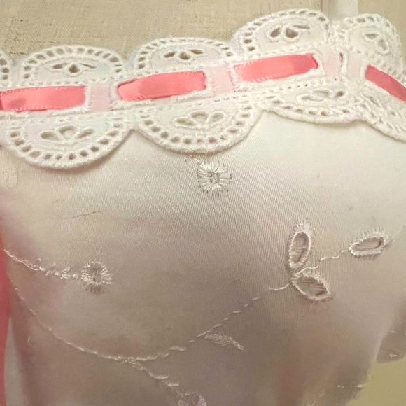 Betsey Johnson, vintage, zipper eyelet white pink dress. never worn mint. small. - Picture 7 of 14